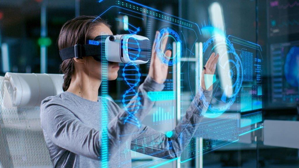 Thực tế ảo (VR), Thực tế tăng cường (AR) và Trí tuệ nhân tạo (AI): Cuộc cách mạng công nghệ trong giáo dục và y tế