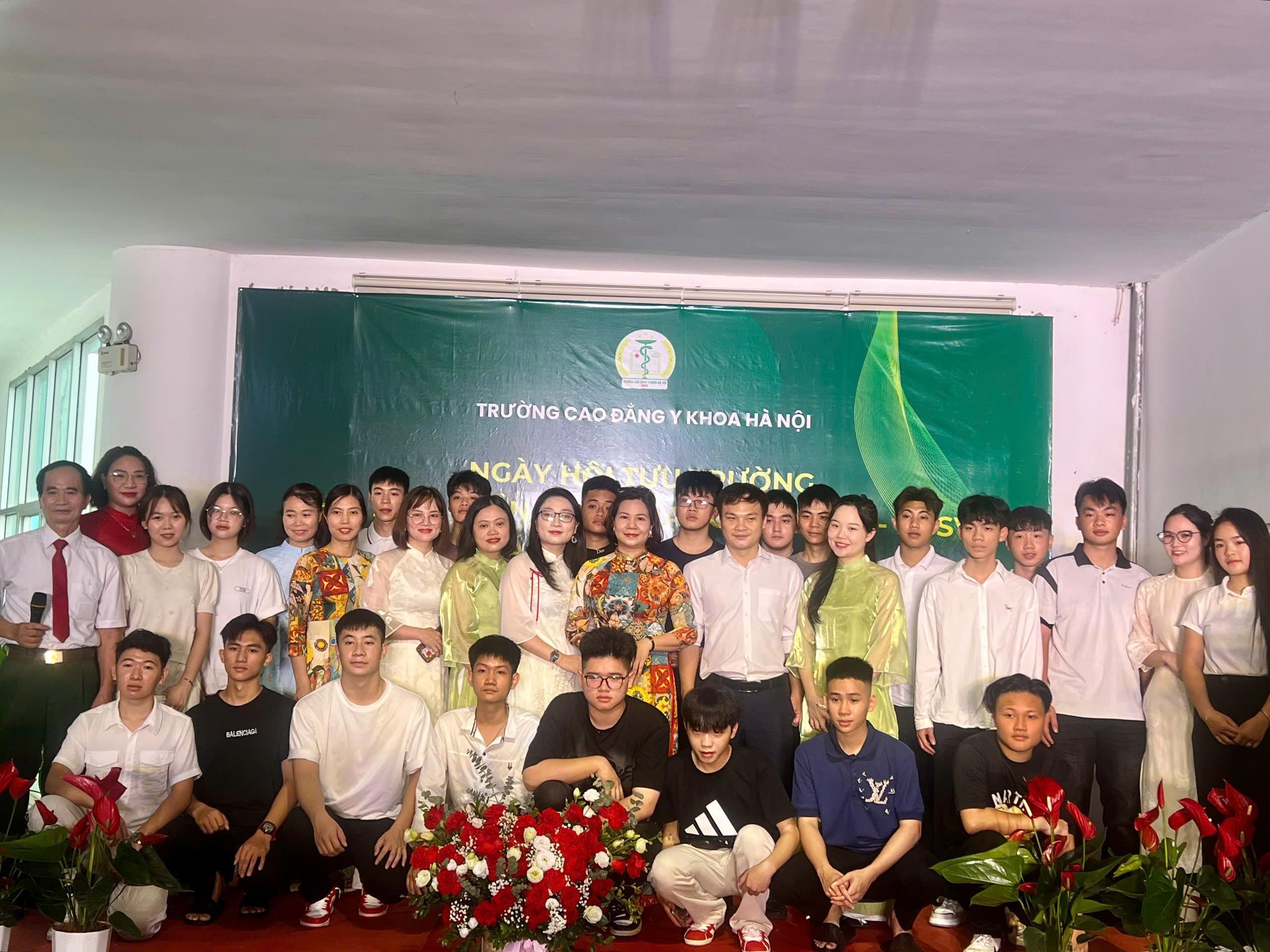 CHÀO MỪNG TÂN SINH VIÊN KHÓA 2025 – 2026 